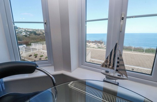Carbis Bay Cottage | SEASIDE RETREAT, country holiday cottage, with a garden in Carbis Bay