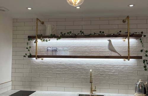 Abbots Langley Apartment | Self contained, newly renovated apartment apartment near Harry Potter studios