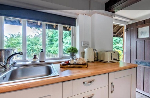 Sedgeberrow Cottage | Serene 2-bedroom country cottage in the charming Cotswolds, perfect for relaxing