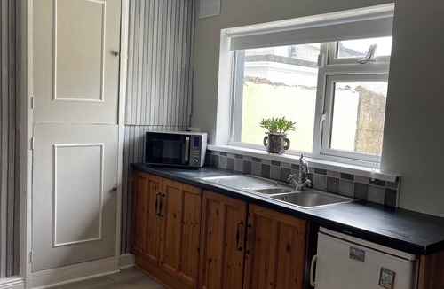 Kilkenny City Centre House | Serene 3-bedroom City Home in charming Kilkenny perfect for relaxing stays