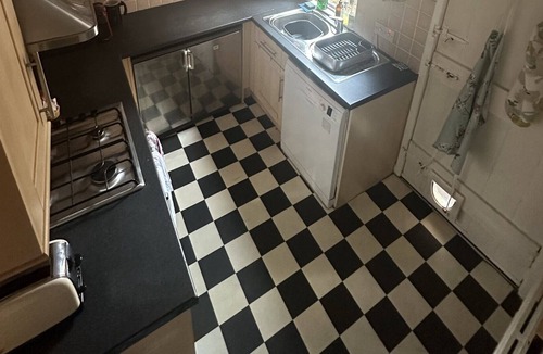 Bedminster House | Serene Bristol Home with Sunny Patio Garden