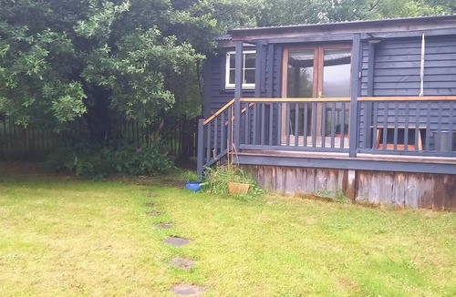 Ardnatrush Cabin | Sheperd's Hut, Sleeps 2 with Hot Tub and Garden