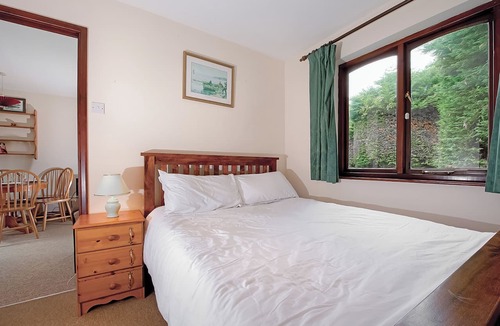 Chysauster Cottage | Silver Bungalow 2 (sleeps 4)