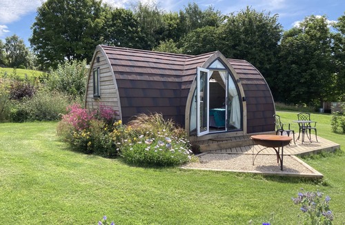 Edington Apartment | Slades farm Luxury Glamping Pod 'Poppy'