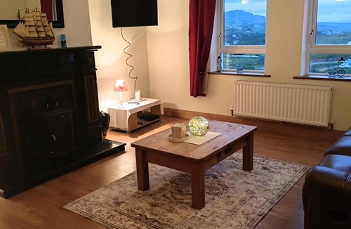 Teelin House | Sliabh League Mountain Lodge