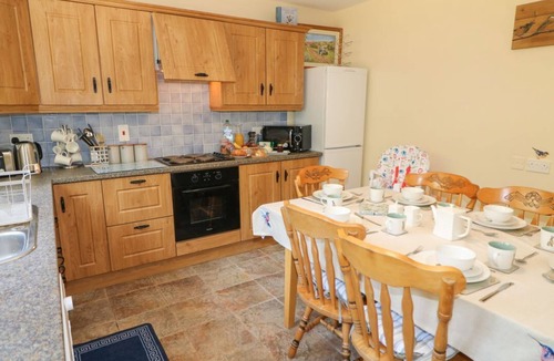 Magherafelt House | Slieve Gallion Cottage, Moneymore