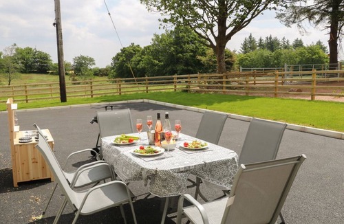 Magherafelt House | Slieve Gallion Cottage, Moneymore