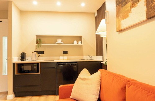 Westport Apartment | Smart Modern Studio with Luxury Murphy Bed