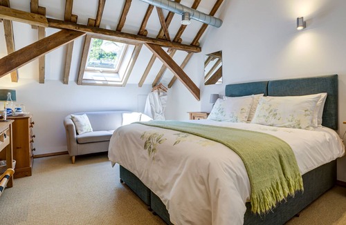 Chute Forest Bed & Breakfast | South Park Farm Barn