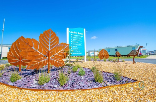 Camber House | SP113 - Camber Sands Holiday Park - Sleeps 8 - Gated Deck - Private Parking - Close to Beach