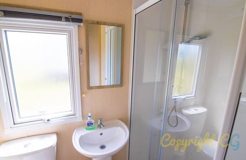 Camber House | SP84 - Camber Sands Holiday Park - 3 Bedroom / Sleeps 8 - Private Parking