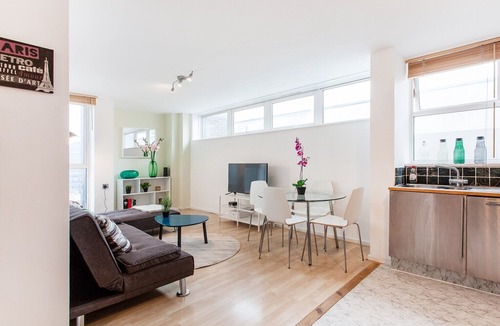 Covent Garden Apartment | SPACIOUS 1-BEDROOM APARTMENT IN COVENT GARDEN