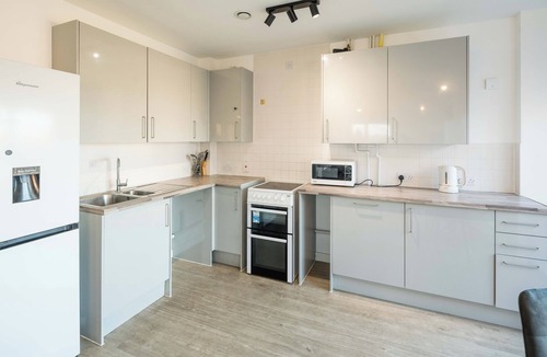 Camberwell Green Apartment | Spacious 1Bedroom London Apartment