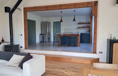 Craughwell House | Spacious 5/6 bedroom retreat in peaceful location