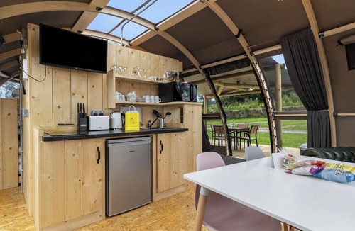 Narberth Cottage | Stargazer 1 (Sleeps 4)
