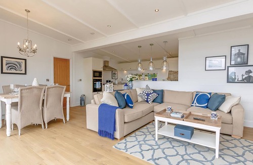 Narberth Cottage | Stargazer 1 (Sleeps 4)