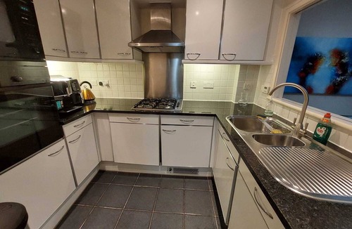 Fitzrovia Apartment | Stay in the heart of London - 1 Bedroom Flat with Balcony