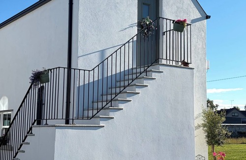 Curracloe Apartment | Stunning coastal 1-bedroom studio in Curracloe, Co. Wexford ideal location