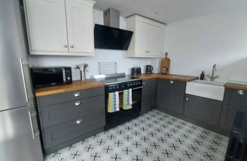Howth House | Stunning, Unique & Elegantly Refurbed Seafront 2BD