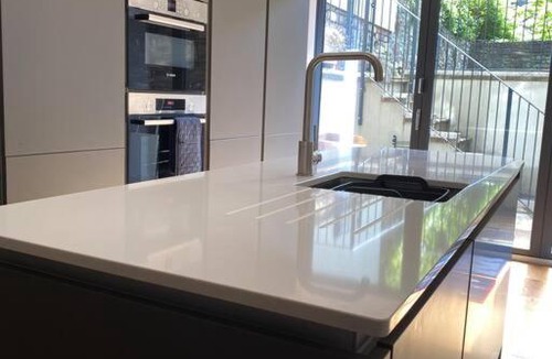 Clifton Apartment | Stylish 2 bedroom self-contained apartment in the heart of Clifton Village