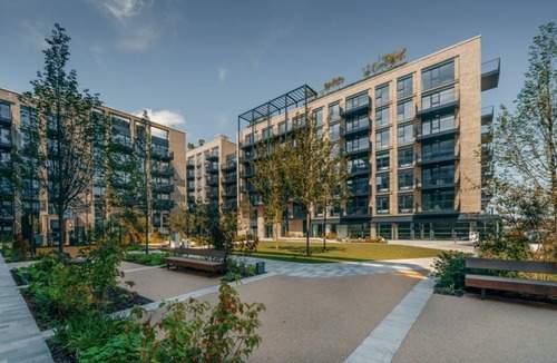 North Wall Condo | Stylish 2BR Retreat in Central Dublin