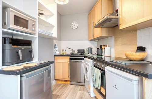 Temple Bar Apartment | Stylish 2BR | Walk to Temple Bar & Dublin Castle