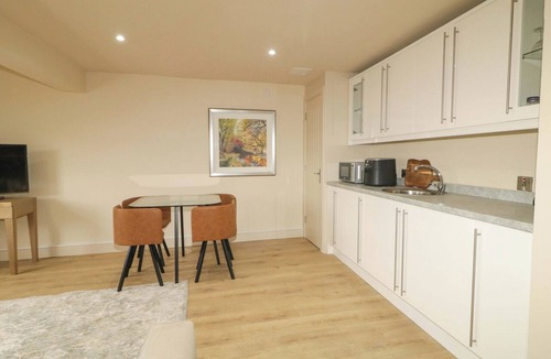 Londonderry Cottage | SUITE 33A in Londonderry, Northern Ireland