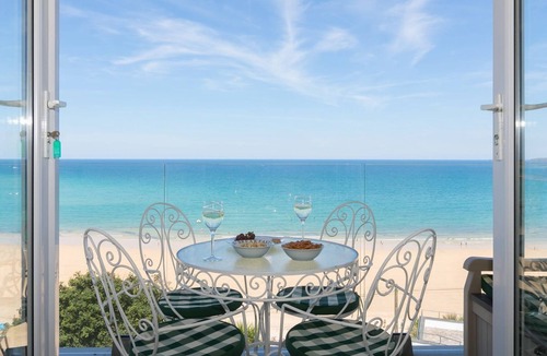 Carbis Bay Cottage | SURF AND SAND, family friendly, country holiday cottage in Carbis Bay