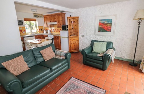 Cowbridge Cottage | SWALLOW COTTAGE, pet friendly, character holiday cottage in Cowbridge
