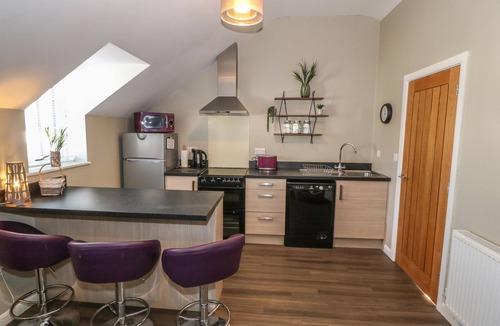 Aberdaron Apartment | TAN BRYN 2, pet friendly, country holiday cottage in Aberdaron
