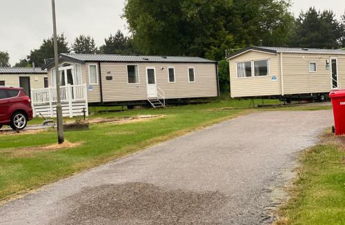 Isle of Grain Other | Thameside Suite