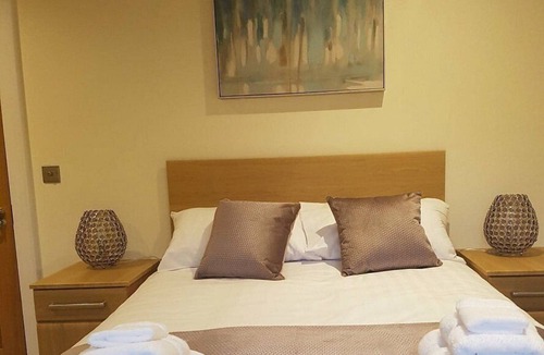 Armoy Bed & Breakfast | The Armada Bar And Restaurant