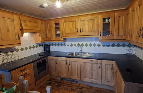 Carraroe House | The Atlantic on Your Doorstep. The Point by the Sea. Charming house in Carraroe