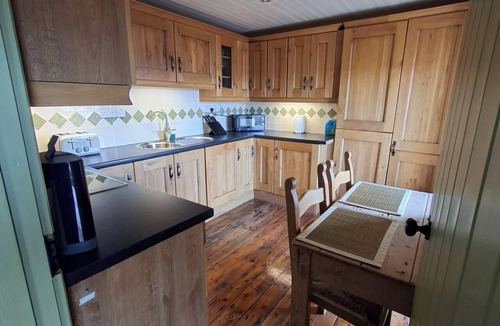Carraroe House | The Atlantic on Your Doorstep. The Point by the Sea. Charming house in Carraroe