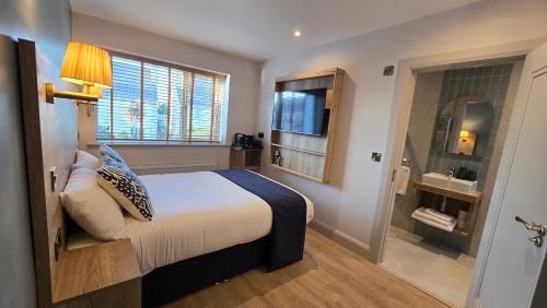 Oughterard House | The Boat Inn