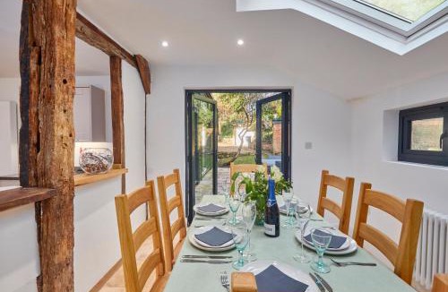 Waterlooville House | The Coach House, Hambledon
