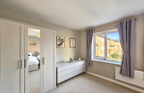 Cheltenham House | The Cobblestone Townhouse by Fortuna Property Portfolio