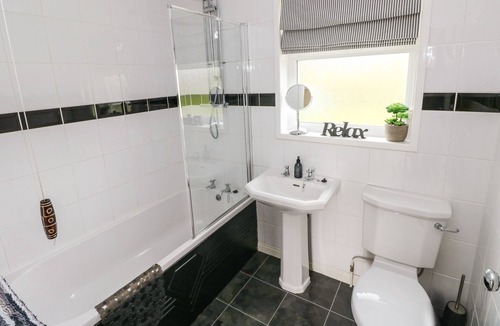 Narberth Cottage | THE COTTAGE, family friendly, with a garden in Narberth