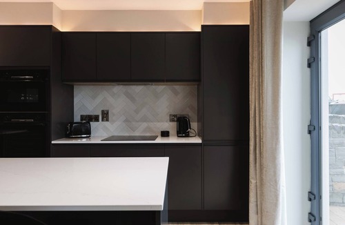 Portrush Apartment | The Cove welcomes you to kick back, relax & take in the magic of the North Coast