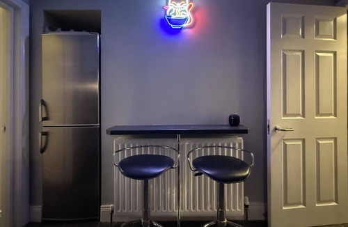 Bangor Apartment | The Duff 1-Bed Flat: Walk to Marina, Shops & Train