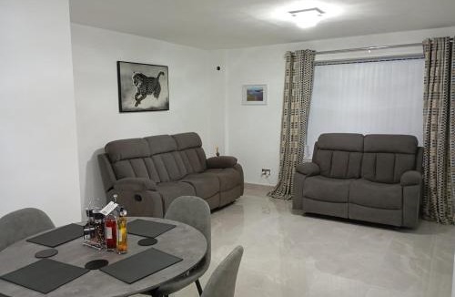 Londonderry Apartment | the foyle bridge apartment