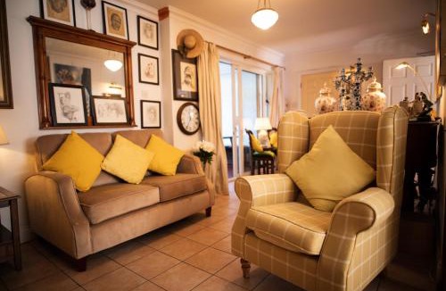 Kinsale Town Centre Bed & Breakfast | The Gallery B&B, the Glen, Kinsale ,County Cork