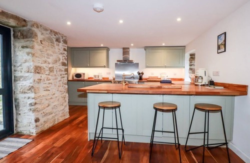 Fivelanes Cottage | The Old Cattle Barn, Launceston