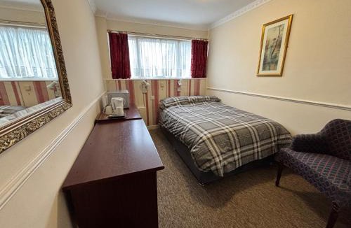 Theale Hotel | The Old Lamb