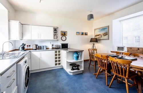 Brora Apartment | The Old Library is a stylishly decorated 3-bedroom property located in the heart of Brora. Combining comfort and contemporary style throughout, it offers a welcoming space that is perfect for relaxing, exploring, or simply enjoying time together.