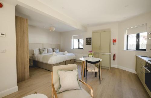 Donegal Apartment | The Old Schoolhouse - The Courtyard