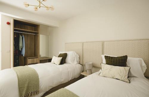 Donegal Apartment | The Old Schoolhouse - The Courtyard