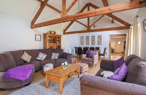 Great Hatfield Cottage | The Old Stable