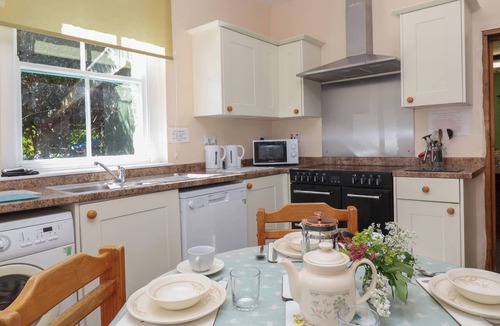 Blaisdon Cottage | THE OLD STABLES, pet friendly, with a garden in Whitminster