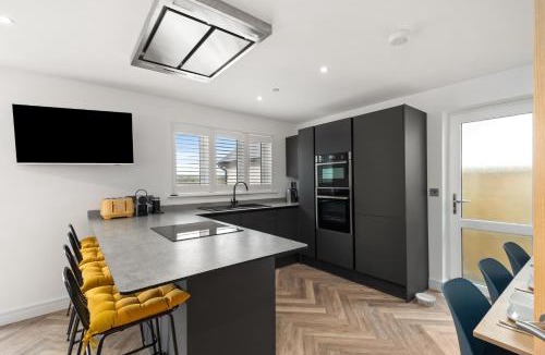 Penally House | The Paddock - Lovely Cottage with Hot Tub